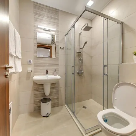 Apartment Lakes / смолянски езера Smoljan